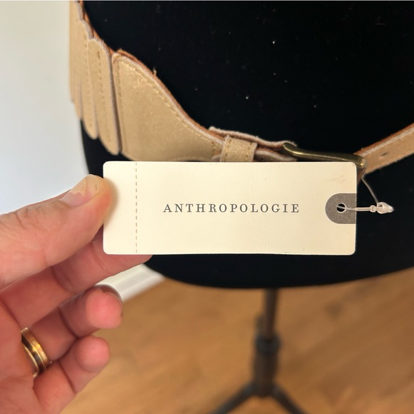 NWT - Anthropologie Belt - Size MD - Picture 6 of 9